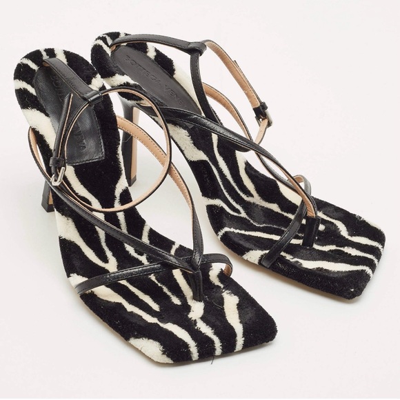 BOTTEGA VENETA MICROFIBER FAUX FUR CARPET STRETCH STRAP SANDAL ZEBRA SIZE 37 - Picture 9 of 13
